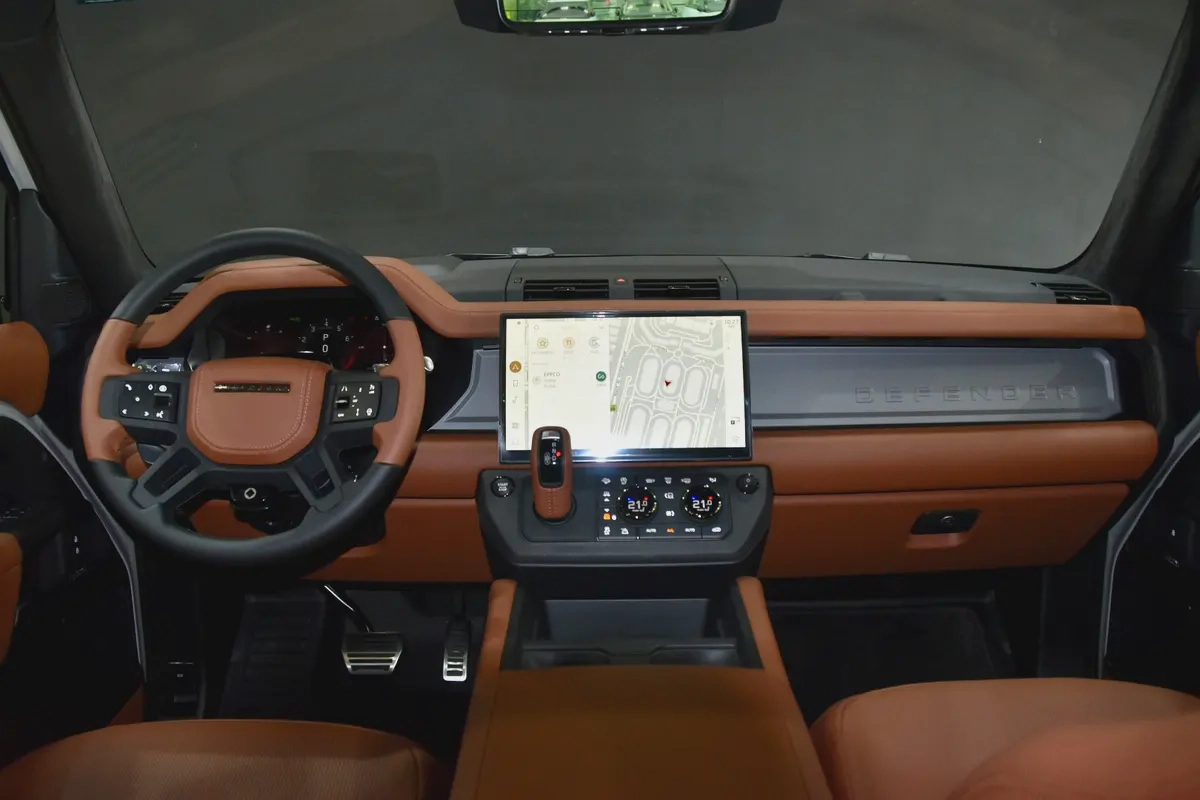 Land Rover Defender 110 Octa 2026 - GCC - Al Tayer Motors-16-16