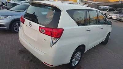 Toyota Innova SE 2020 GCC Specs - Family Car in Excellent Condition-4