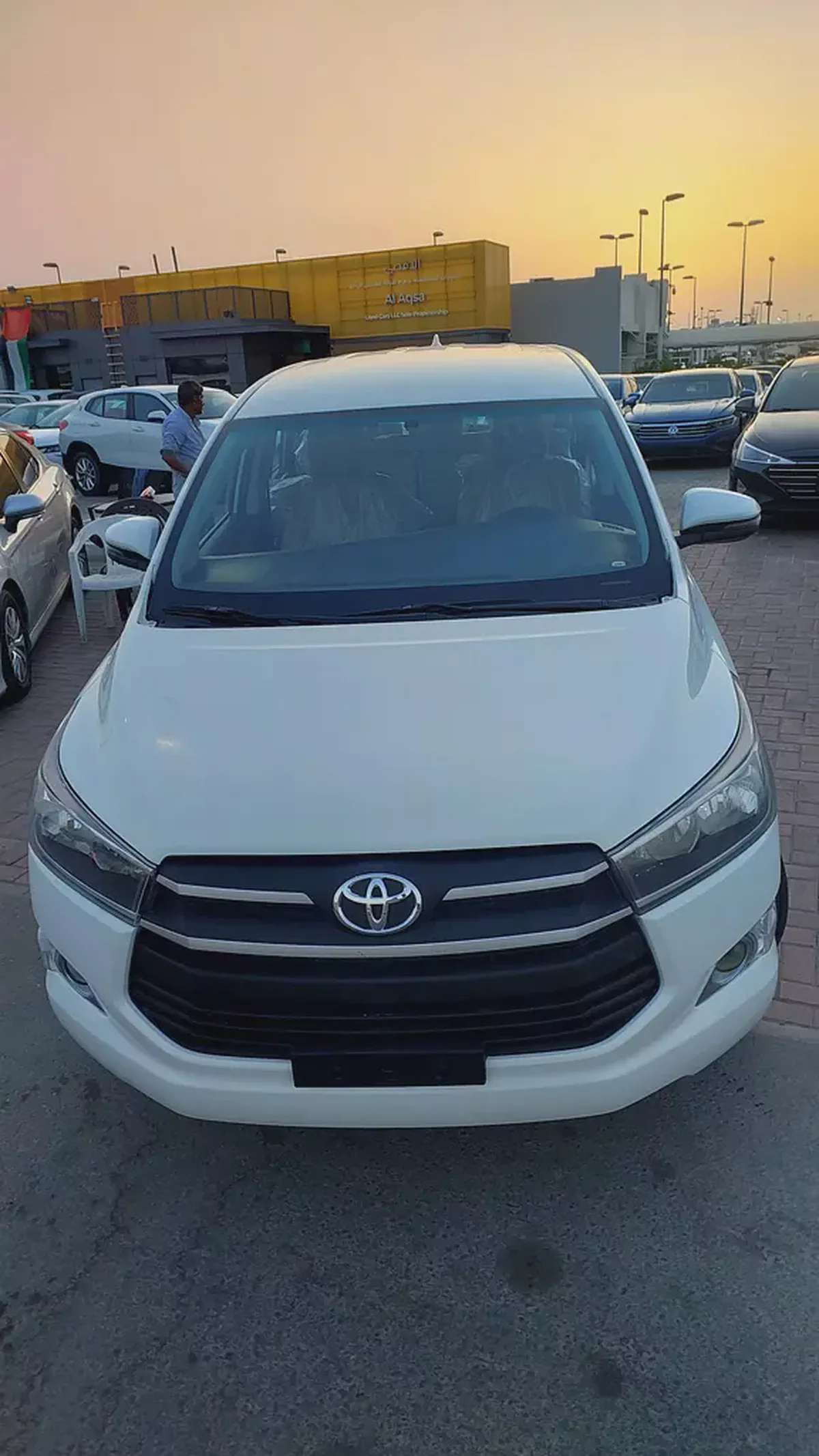 Toyota Innova SE 2020 GCC Specs - Family Car in Excellent Condition-15-15