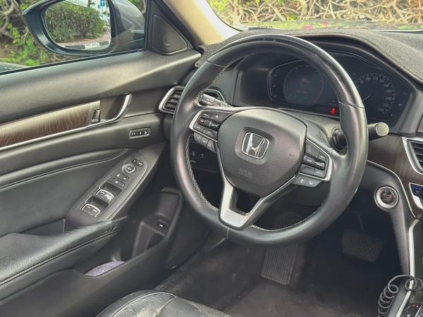 951/- AED EMI 1.5L turbo 2018 Honda Accord EX PLUS - GCC Specs - Excellent Condition