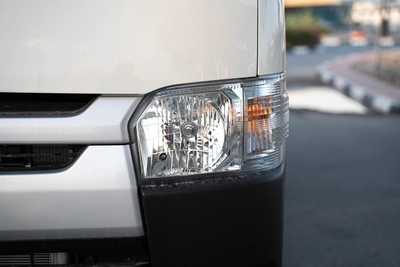 Toyota Hiace Van 2025-22