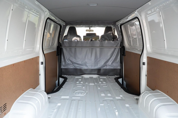 Toyota Hiace Van 2025