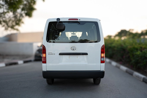 Toyota Hiace Van 2025
