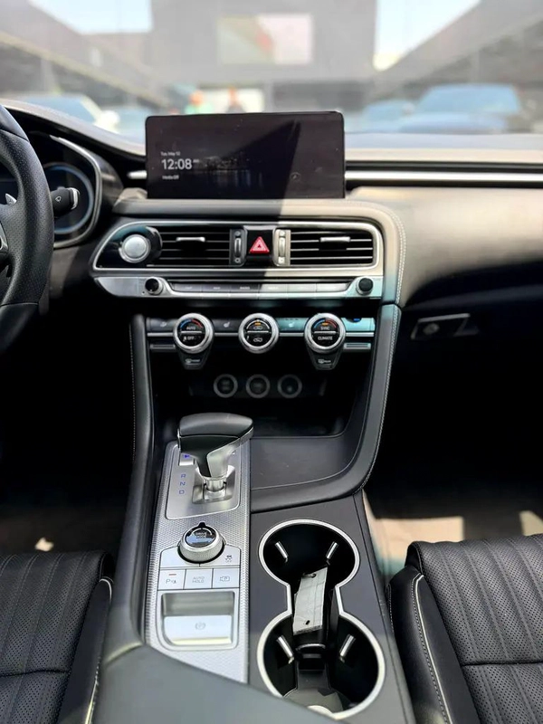 2022 Genesis G70 Prestige - American Specs - Excellent Condition
