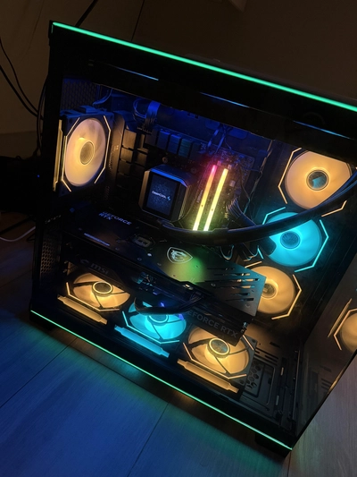 High-Performance Gaming PC with RGB Lighting-6