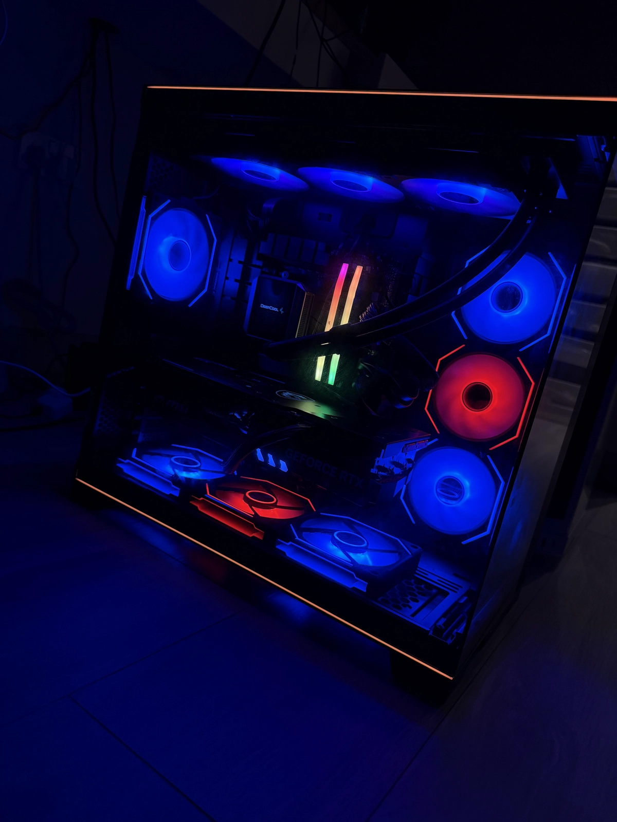 High-Performance Gaming PC with RGB Lighting-1-1