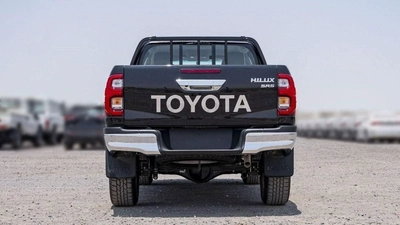 Toyota Hilux SGLX Toyota Hilux 2.4L Diesel AT 4x4 Full Option 2025-3