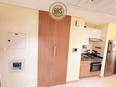 FULLY FURNISHED CHILLER FREE STUDIO APARTMENT-9