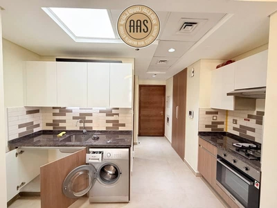 FULLY FURNISHED CHILLER FREE STUDIO APARTMENT-2