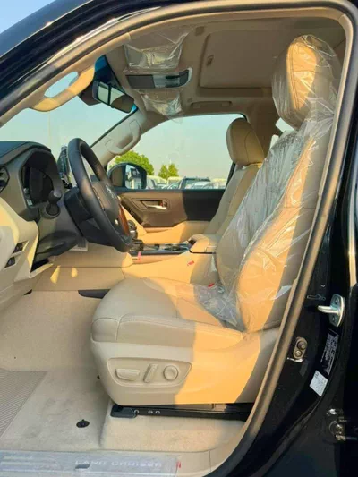 Toyota Land Cruiser GXR TWIN TURBO || 3.5L V6 PETROL | RADAR | SUNROOF | REAR ENTERTAINMENT SCREEN | COOL BOX (CODE # GX-9