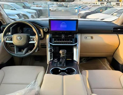 Toyota Land Cruiser GXR TWIN TURBO || 3.5L V6 PETROL | RADAR | SUNROOF | REAR ENTERTAINMENT SCREEN | COOL BOX (CODE # GX-14