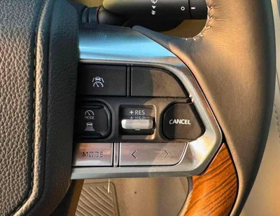 Toyota Land Cruiser GXR TWIN TURBO || 3.5L V6 PETROL | RADAR | SUNROOF | REAR ENTERTAINMENT SCREEN | COOL BOX (CODE # GX-19