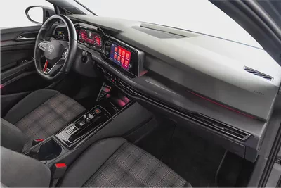 AED 2,076 / 60 months | 0% DP | 2024 Volkswagen Golf GTI / Full Volkswagen Service History-10