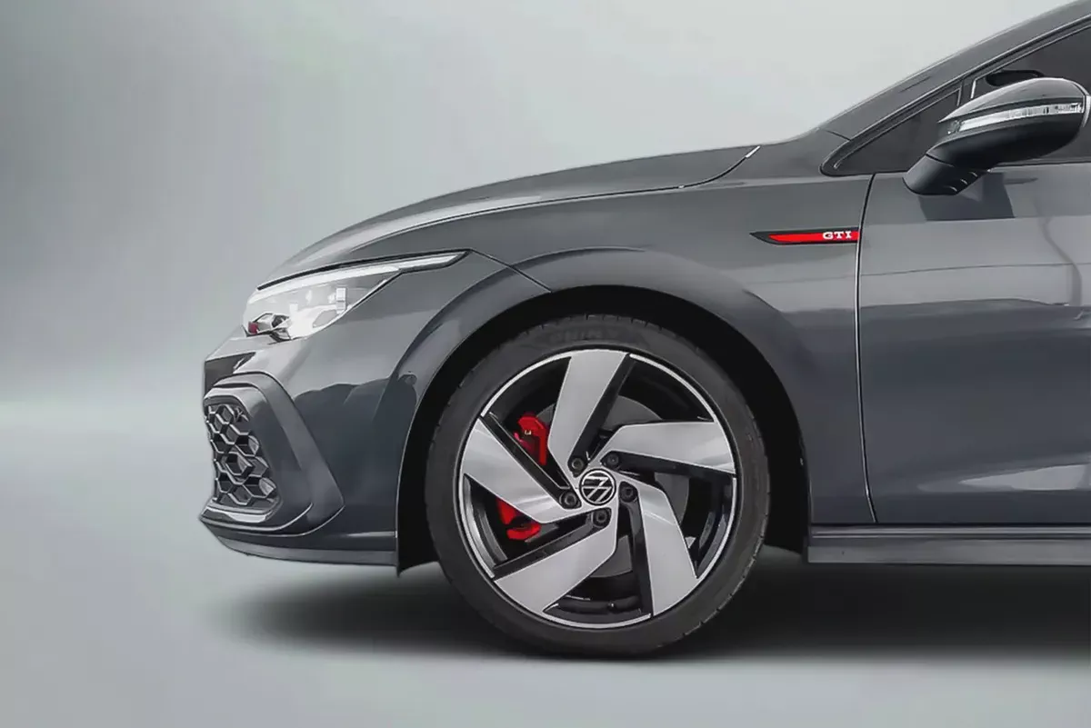 AED 2,076 / 60 months | 0% DP | 2024 Volkswagen Golf GTI / Full Volkswagen Service History-5-5