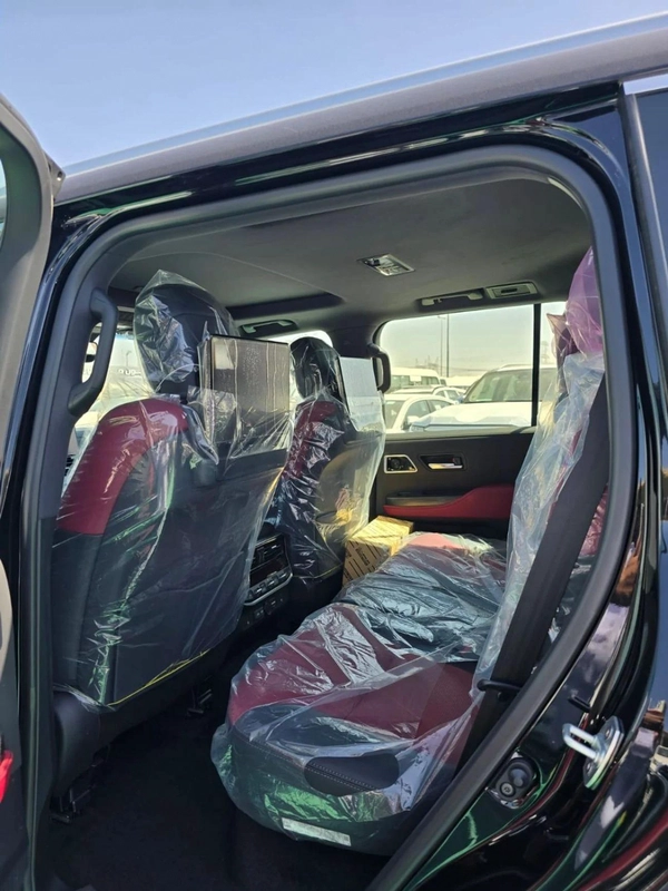 Toyota Land Cruiser  VXR 3.5 2026 - Black Color