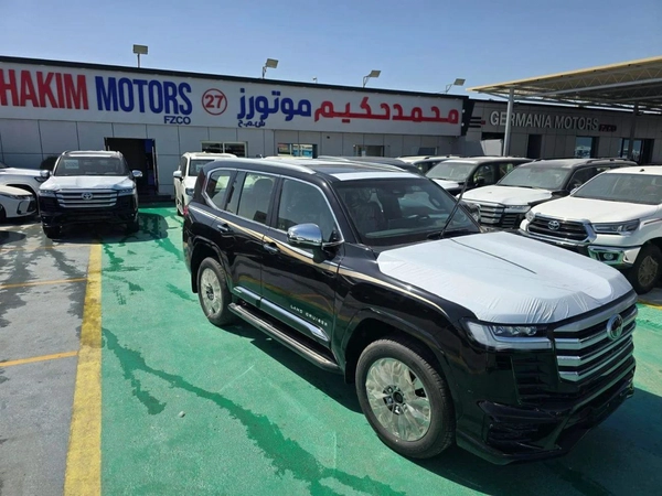 Toyota Land Cruiser  VXR 3.5 2026 - Black Color