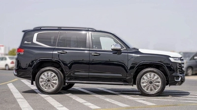 Toyota Land Cruiser VXR TWIN TURBO 3.5L-2
