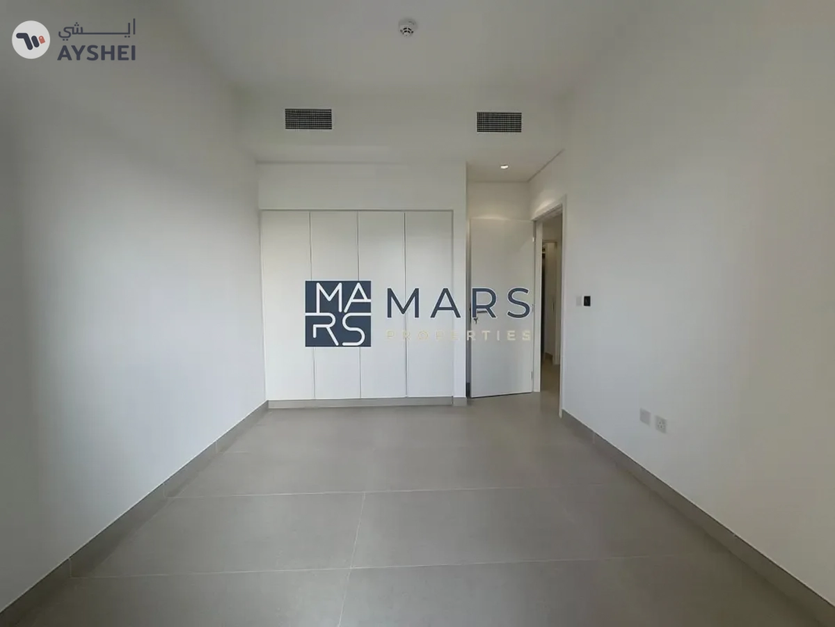 Luxury New 3-Bedroom Corner Villa in ROBINIA-18-18