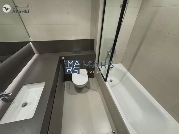 Luxury New 3-Bedroom Corner Villa in ROBINIA