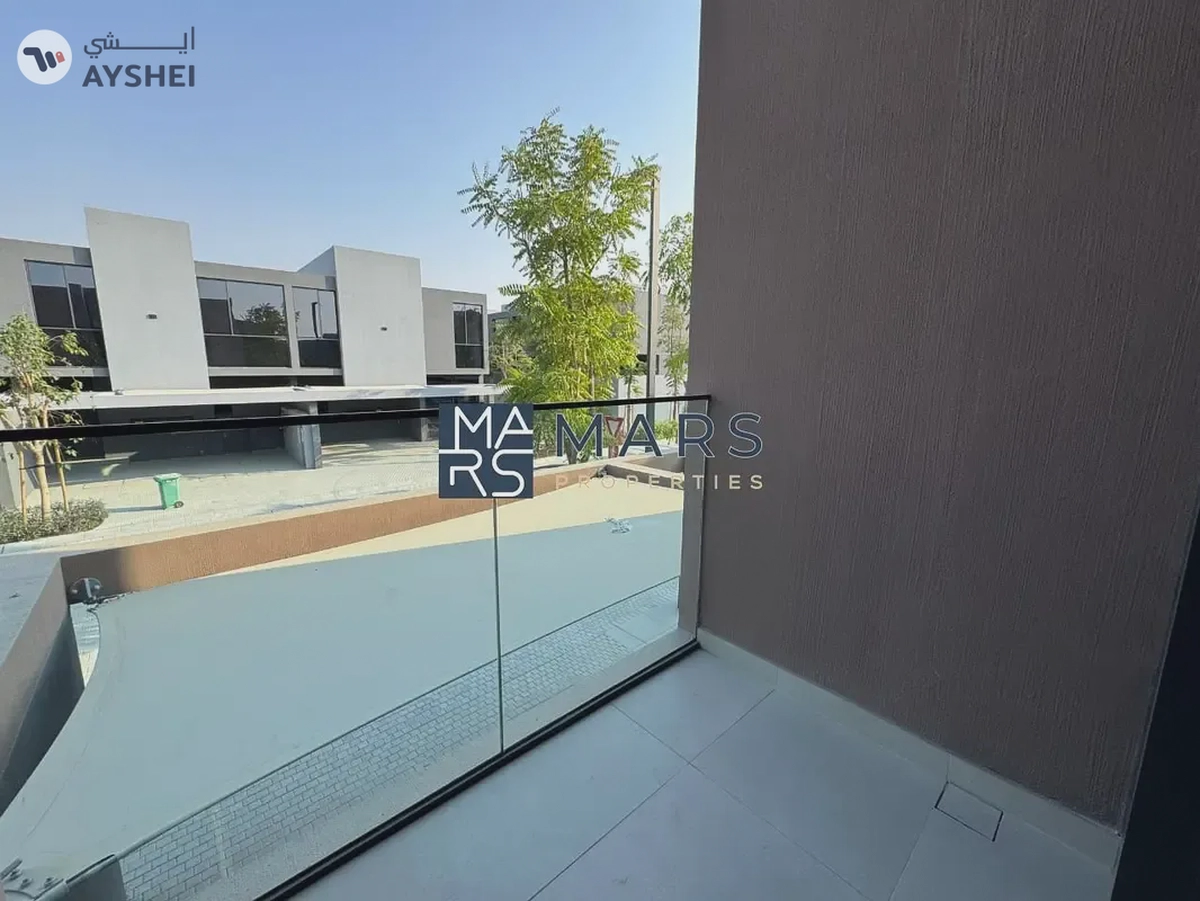 Luxury New 3-Bedroom Corner Villa in ROBINIA-20-20