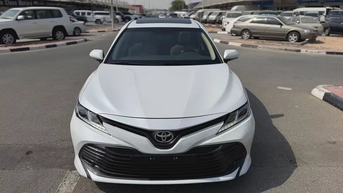 Toyota Camry SE 2020 GCC Specs - Excellent Condition-2-2