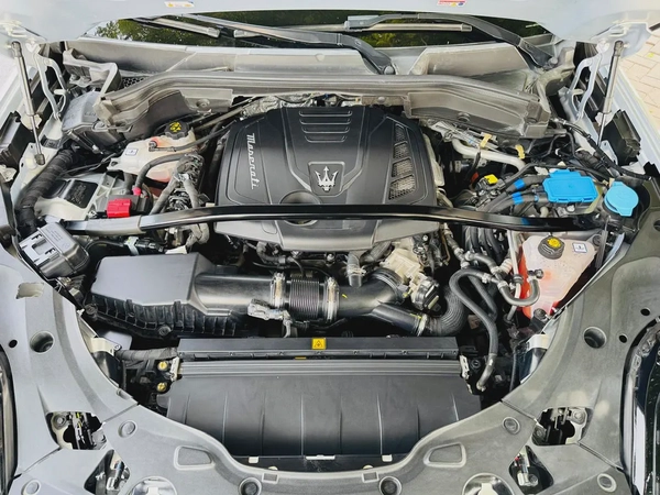 MASERATI GRECALE GT - 2023 - 2.0L ONLY 28000KM - SUPER CLEAN TITLE FRESH JAPAN IMPORT