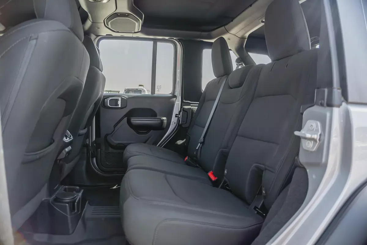 Jeep Wrangler Unlimited Sport 2019 GCC-18-18