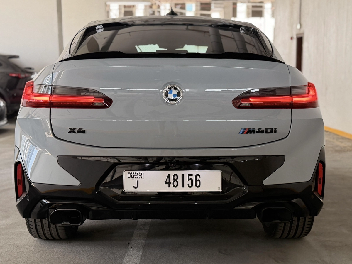 2022 BMW X4 M40i 