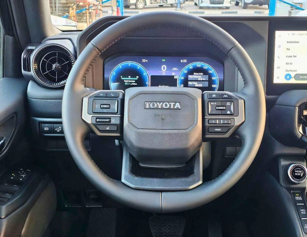 Toyota Prado VXR TURBO / 2.4L V4 PETROL / GGC SPECS / RADAR , HUD / 360*CAMERA / FR PWR SEATS WITH LEATHER  (CODE # A-15-0