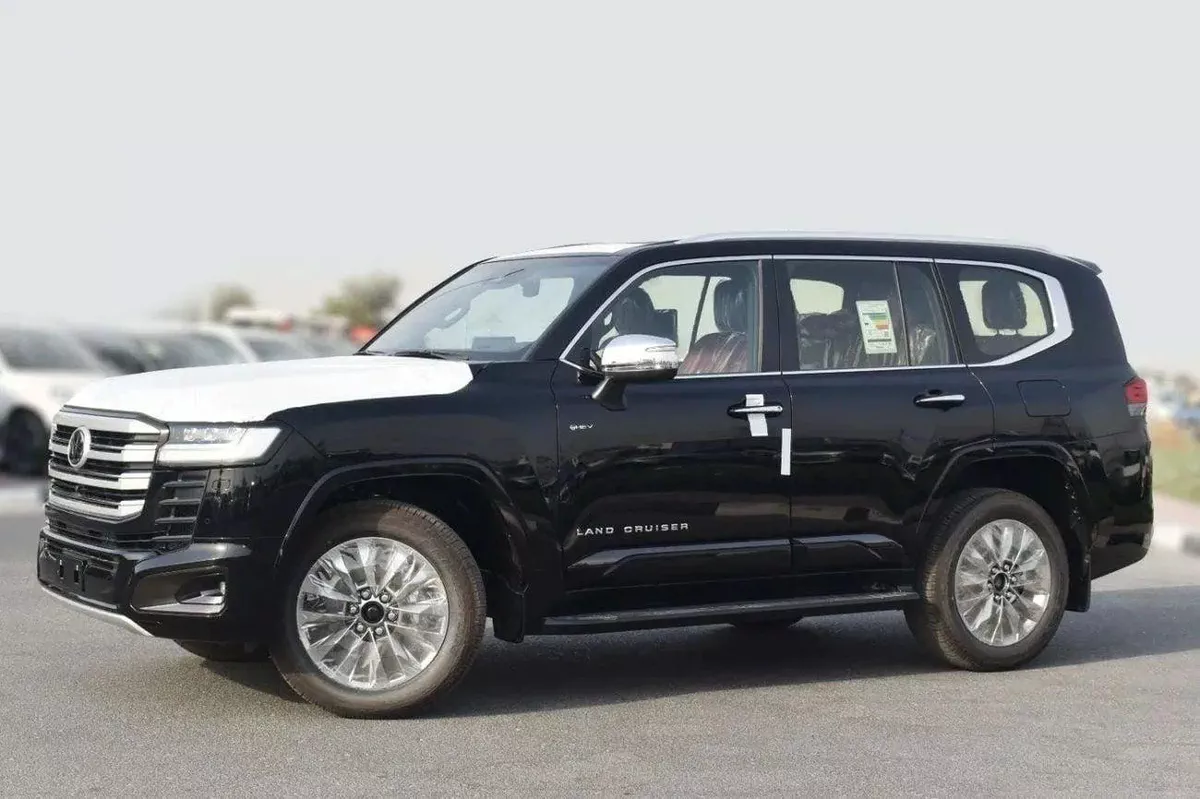 Toyota Land Cruiser VXR LAND cruiser 3.5T VXR Hybrid