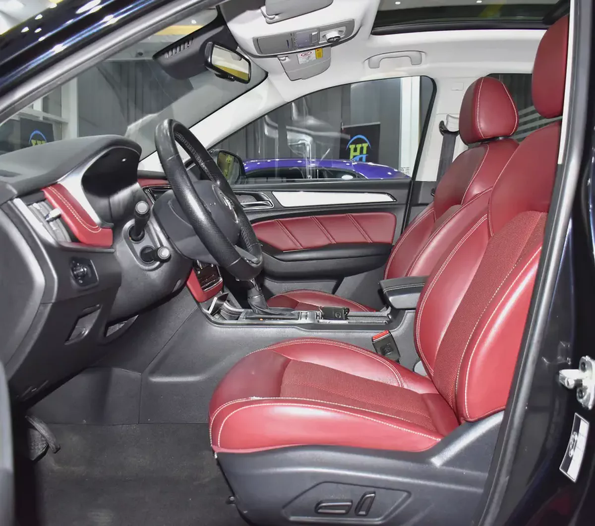 AED 610 EMi for 5Yrs | MG RX5 AWD 30T ( 2023 Model ) in Black Color GCC Specs-9-9