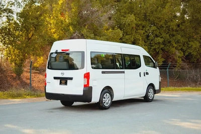 High-Roof 13-Seater Passenger Van | Automatic | GCC Specs | Ref#N75900-2