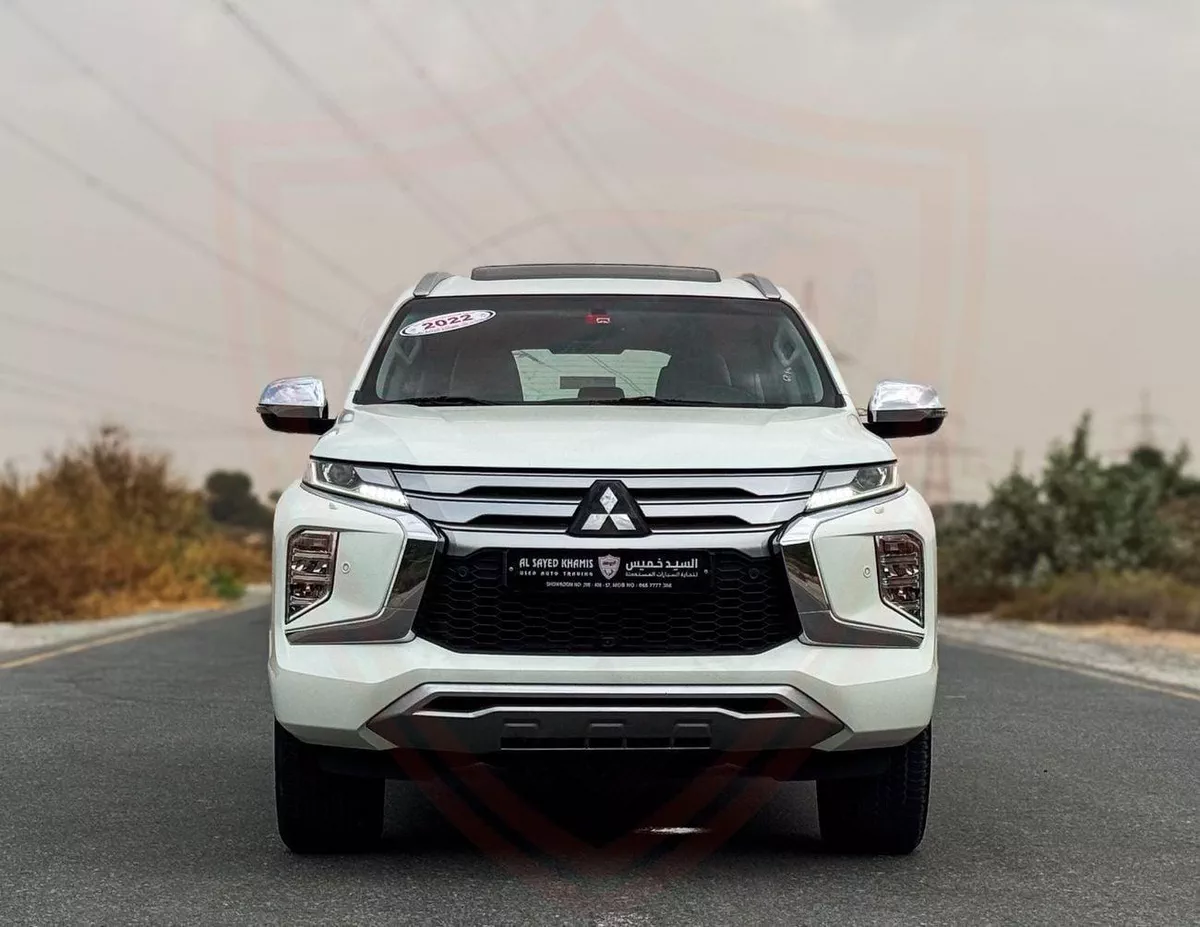 Mitsubishi Montero Sport GLS PREMIUM Mitsubishi Montero Sport | 3.0 L | 2022 | GCC | Accident-Free | In Excellent Condition |-1-0