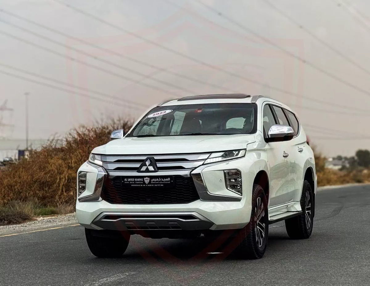 Mitsubishi Montero Sport GLS PREMIUM Mitsubishi Montero Sport | 3.0 L | 2022 | GCC | Accident-Free | In Excellent Condition |-2-0