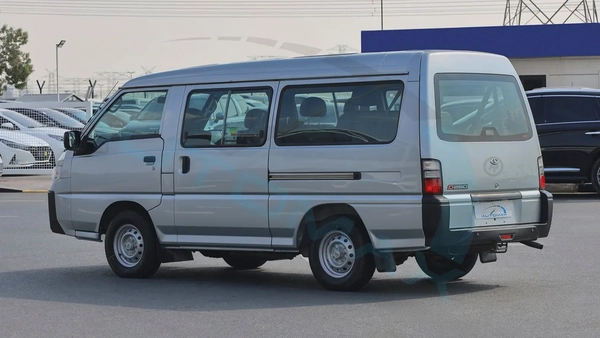 ( Eid al-Adha Offer ) 2025 CMC D260 Window Van 2.4L RWD GCC 0Km With 3 Years Or 100,000 Km Warranty