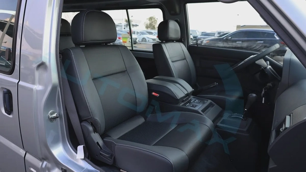 ( Eid al-Adha Offer ) 2025 CMC D260 Window Van 2.4L RWD GCC 0Km With 3 Years Or 100,000 Km Warranty
