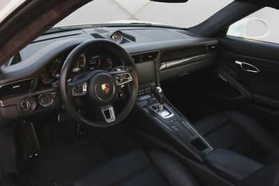 PORSCHE CARERRA 911 TURBO S - 2018 - FULLY SERVICED BY AL NABOODAH - FOR EXPORT - FULLY LOADED-8