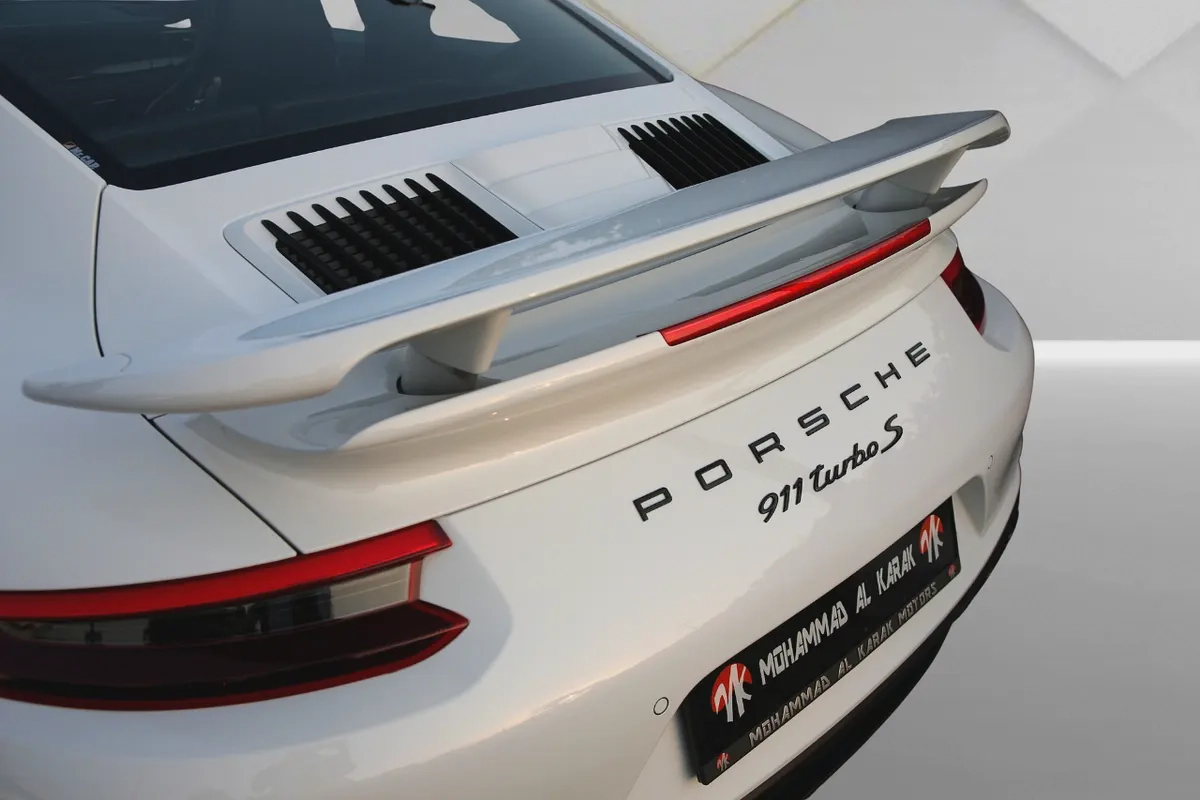 PORSCHE CARERRA 911 TURBO S - 2018 - FULLY SERVICED BY AL NABOODAH - FOR EXPORT - FULLY LOADED-19-19