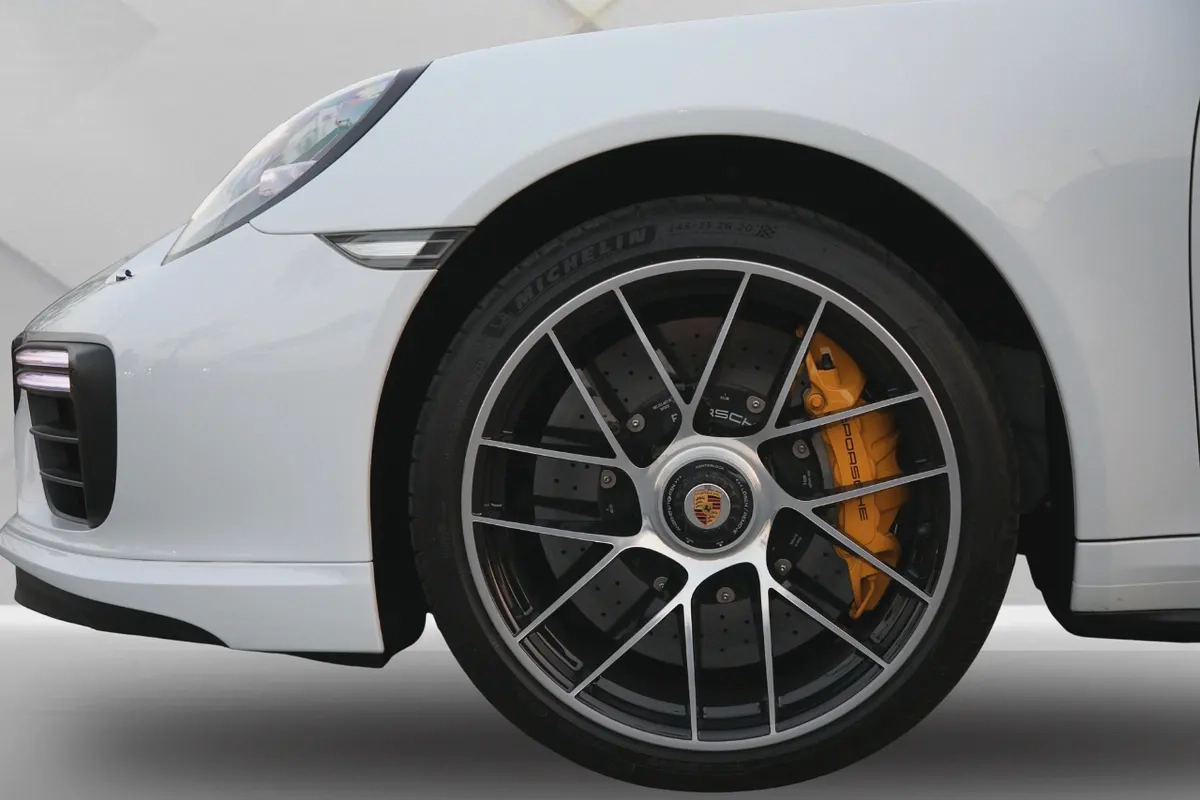 PORSCHE CARERRA 911 TURBO S - 2018 - FULLY SERVICED BY AL NABOODAH - FOR EXPORT - FULLY LOADED-7-7
