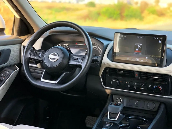 Nissan X-Trail S