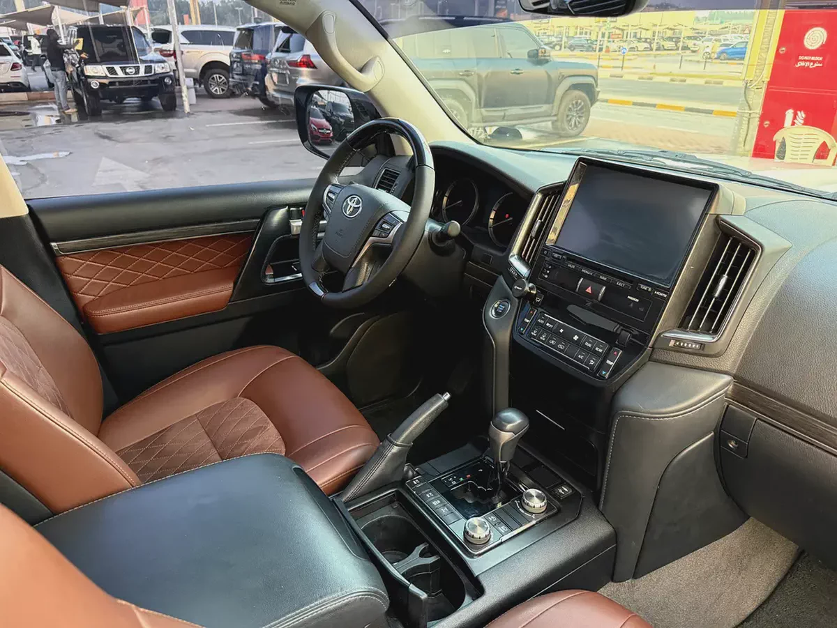 Toyota Land Cruiser 2020 GXR Grand Touring GCC Specs-7-7