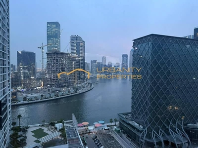 A-Grade Furnished Office | Full Canal View | Bright & Spacious | Opal Tower, Business Bay-6