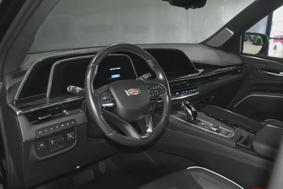 2023 Cadillac Escalade L Platinum - GCC Specs - Like New-11