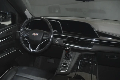 2023 Cadillac Escalade L Platinum - GCC Specs - Like New-14