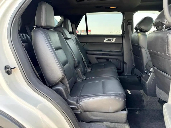 Ford Explorer XLT 2014 - Japanese Specs