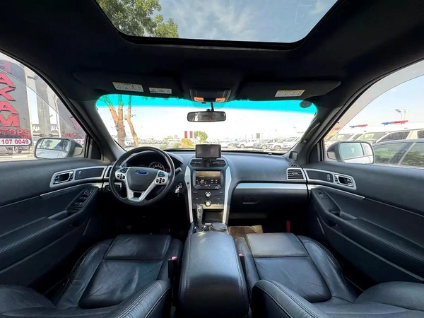 Ford Explorer XLT 2014 - Japanese Specs