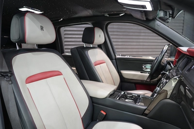 Rolls-Royce Cullinan Black Badge 2022-7
