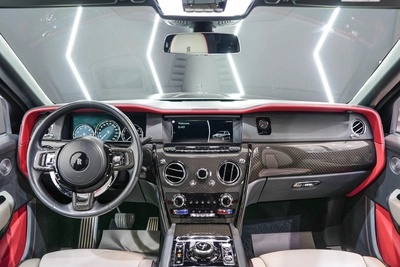 Rolls-Royce Cullinan Black Badge 2022-5