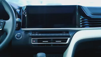 Toyota Camry GLE 2026, GCC Specs - Like New!-9