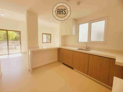 Ready to Move ☆ New Building ☆ 1 Month Free ☆ Spacious Appartment ☆ All Amenities-3